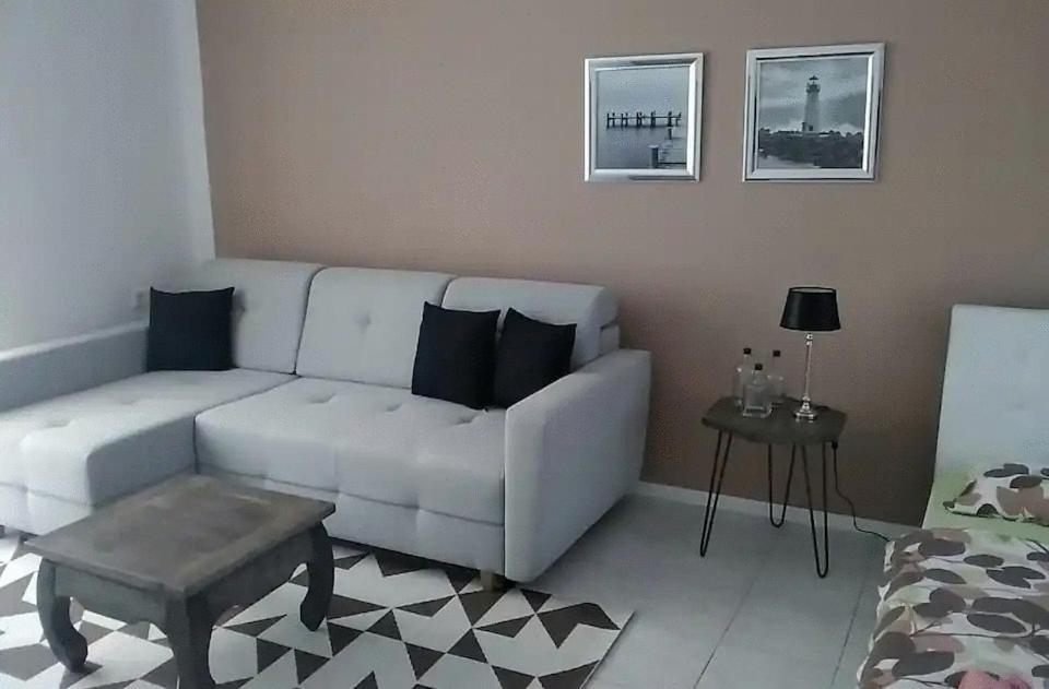 Slnecny Apartmanovy Dom Oslany 외부 사진